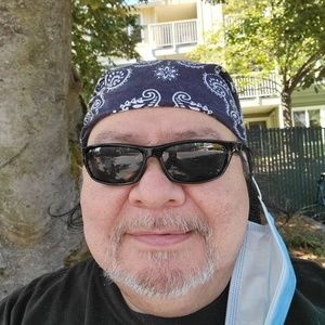 Meet your Posher, Ray y